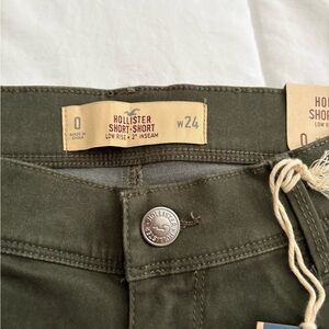 Hollister Olive Green Short-Shorts